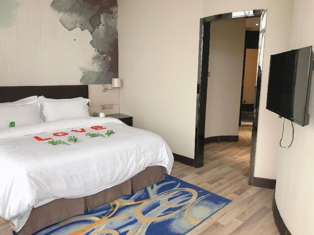 Jinjiang Metropolo Hotel - Liyang Tianmu Lake Чанчжоу Экстерьер фото