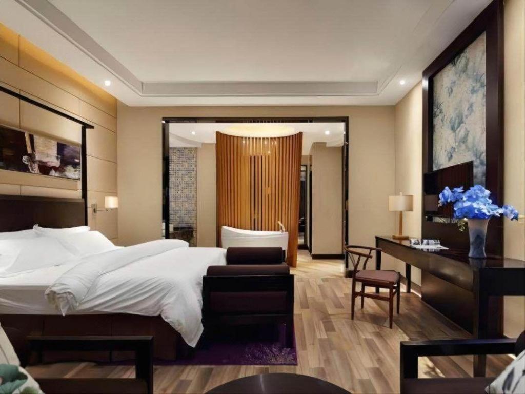Jinjiang Metropolo Hotel - Liyang Tianmu Lake Чанчжоу Экстерьер фото