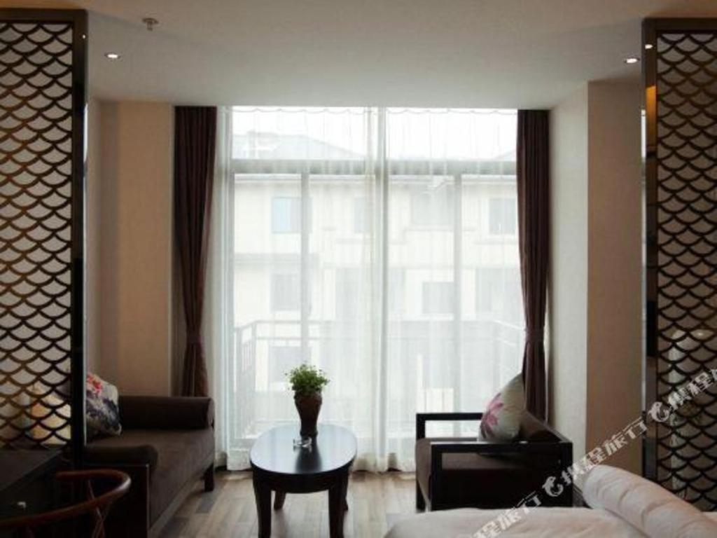 Jinjiang Metropolo Hotel - Liyang Tianmu Lake Чанчжоу Экстерьер фото